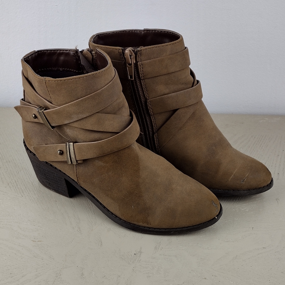 Girl Boots